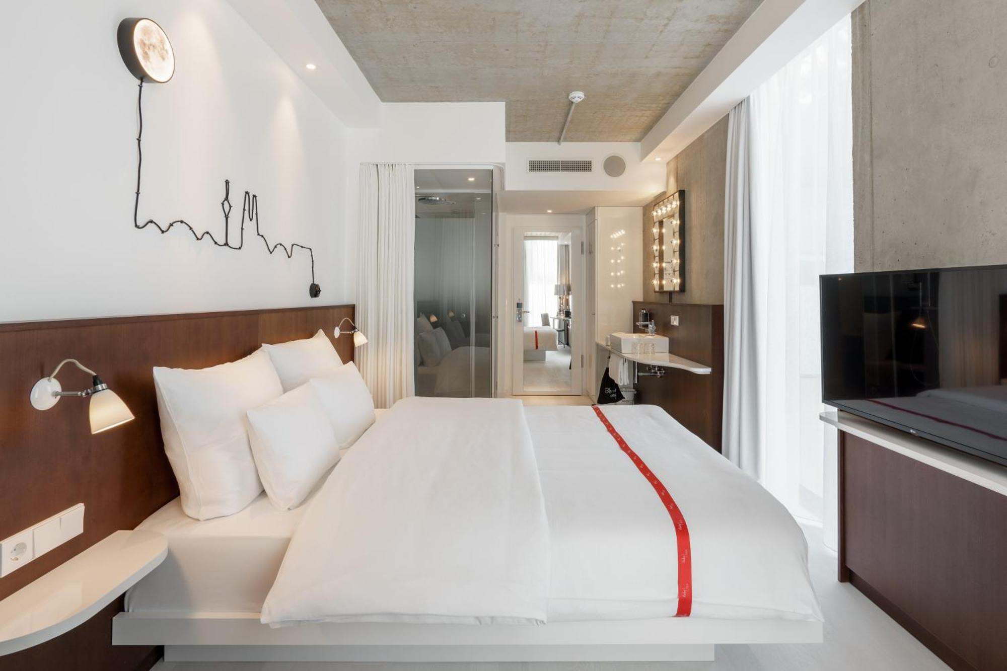 Ruby Ella Hotel Cologne Exterior photo